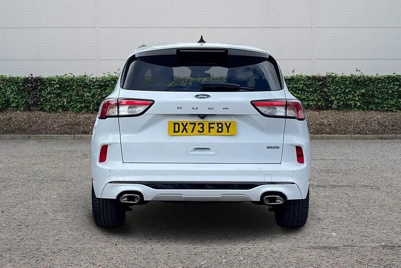 Used Ford Kuga ST-Line 190 HP (139 kW) 2023 White SUV