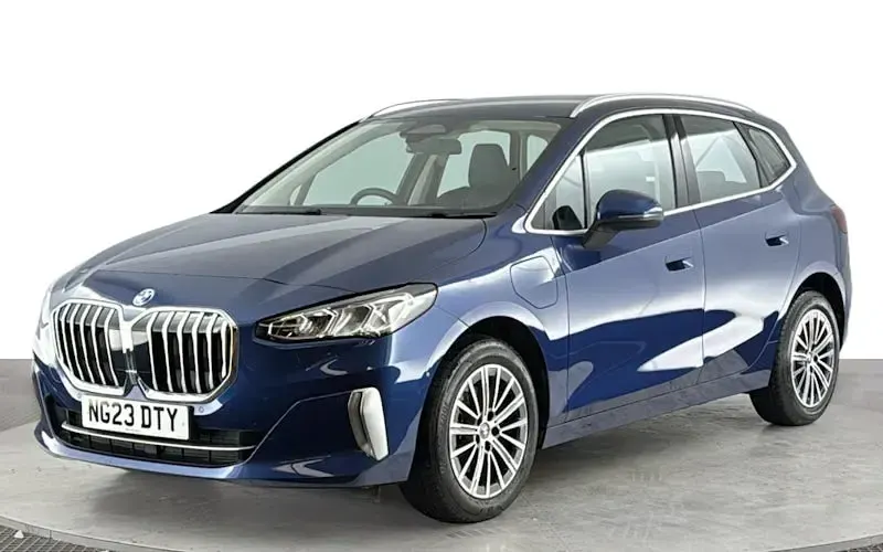 Used BMW 225 Active Tourer Luxury Line 245 HP (180 kW) 2023 MPV