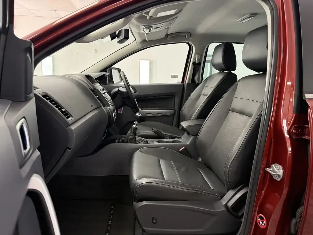 Second-hand Ford Ranger Limited 2014 Roșu Pickup