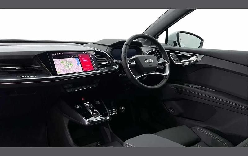 Used Audi Q4 e-tron S-Line 150 kW (204 HP) 2026 White SUV