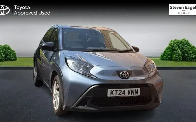 Used Toyota Aygo X PURE 72 HP (52 kW) 2025 SUV
