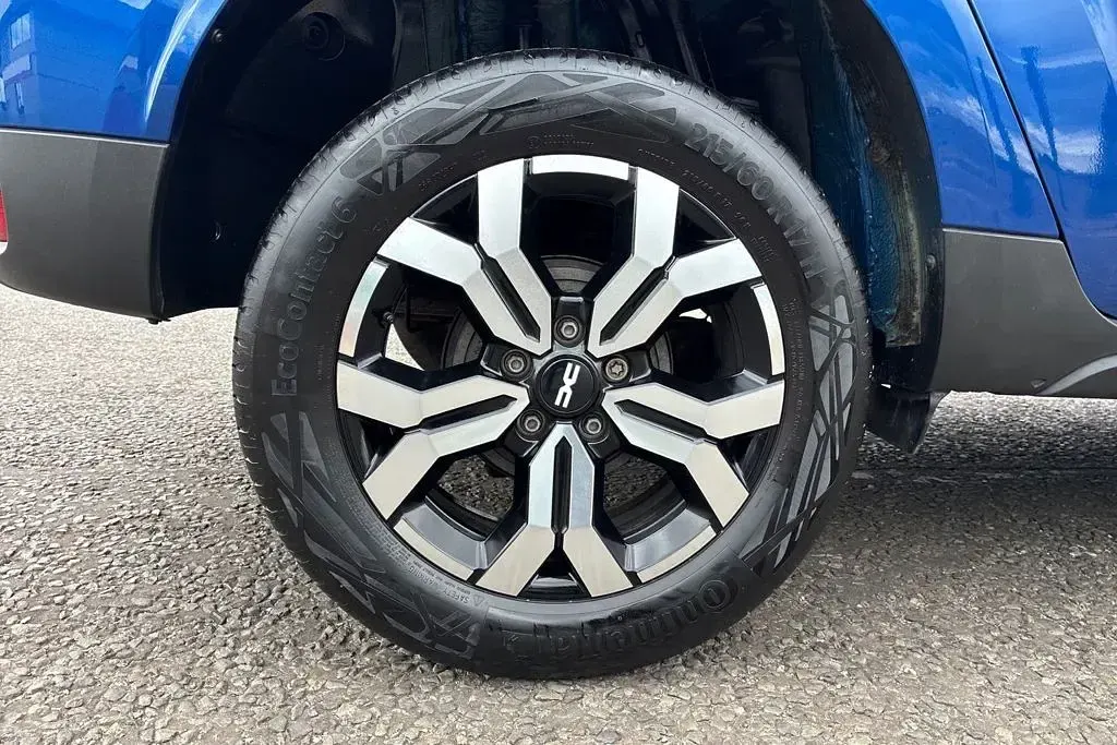 Used Dacia Duster Journey 2023 Blue SUV