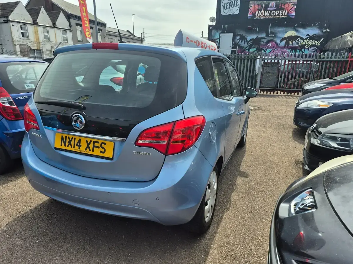Used Vauxhall Meriva 2014 Blue MPV