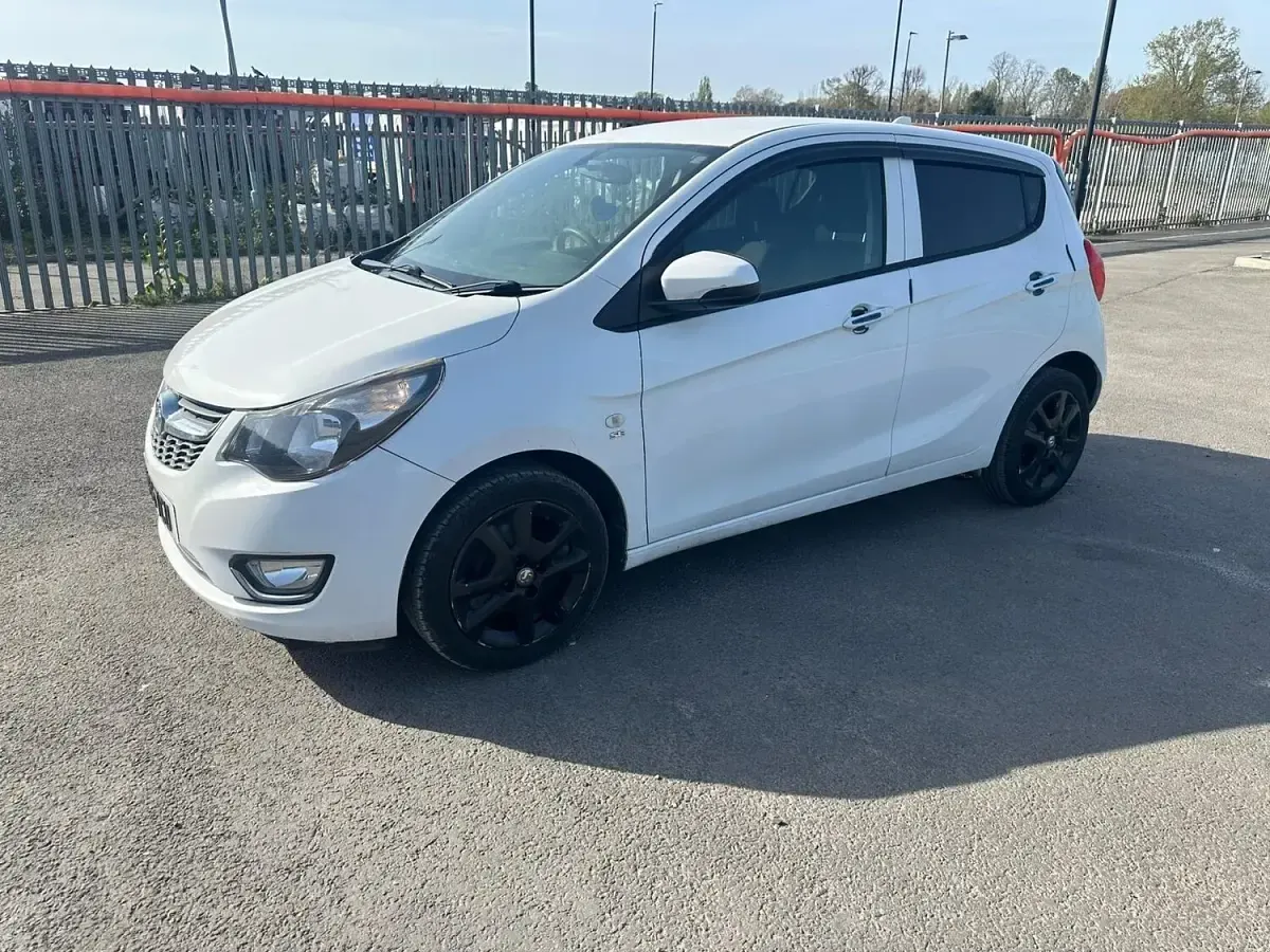 Used Vauxhall Viva 2016 White Hatchback