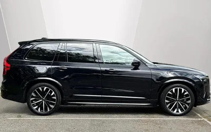 Used Volvo XC90 Ultra 250 HP (183 kW) 2025 SUV