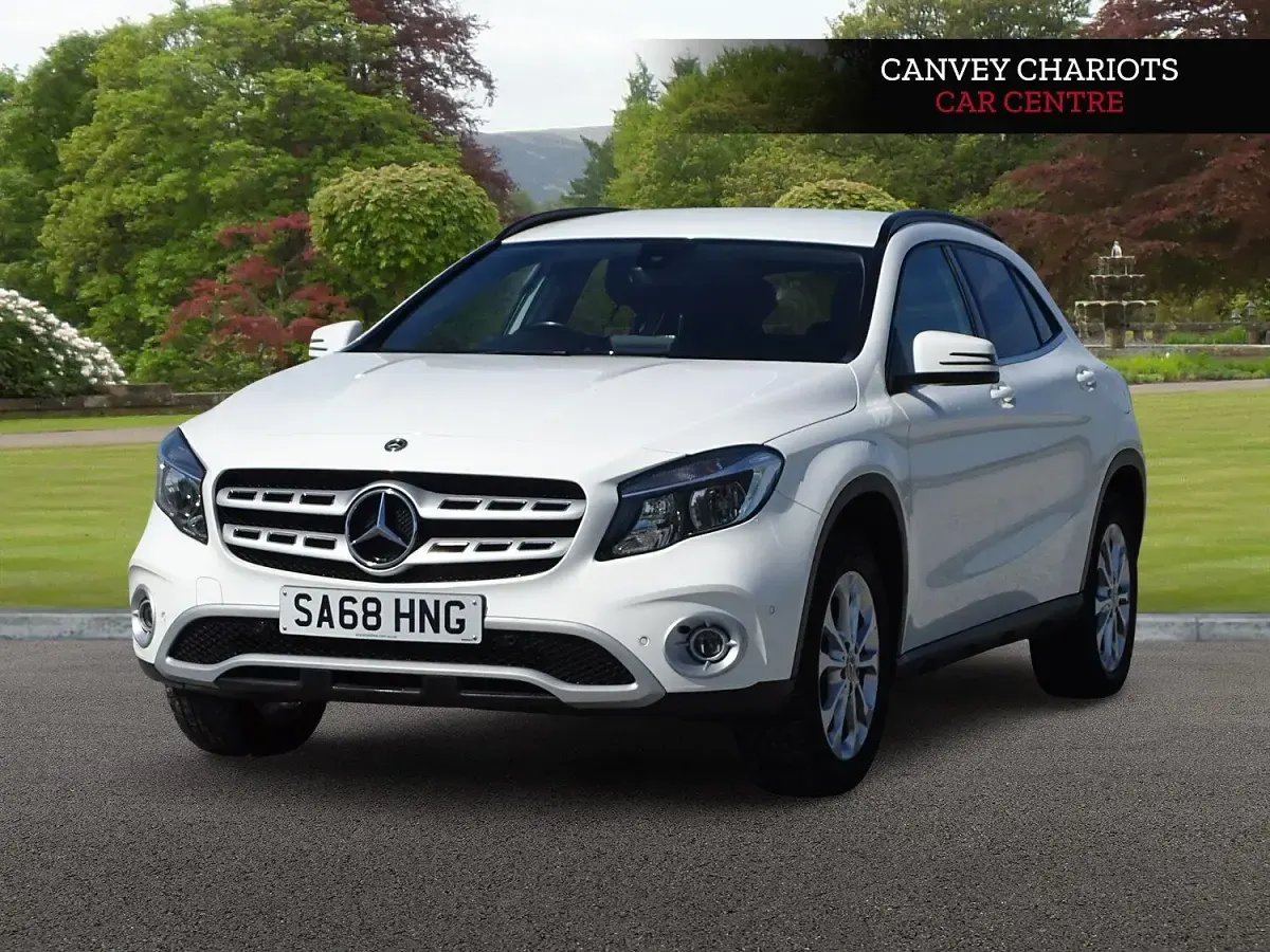 Used Mercedes GLA200 Executive 156 HP (114 kW) 2018 White SUV