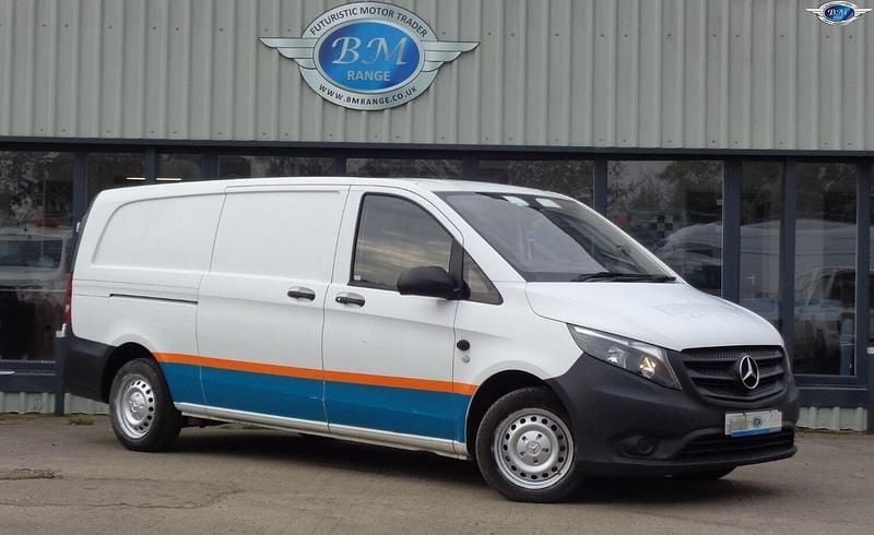 White Used 2019 Mercedes Vito MPV | £6,000 (Super price) - Image 1/4
