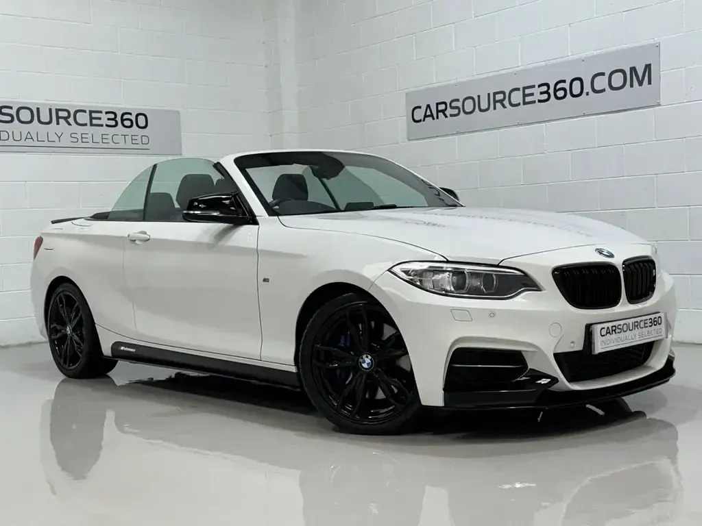 Begagnad BMW M235 M Sport 326 HK (239 kW) 2015 Cab