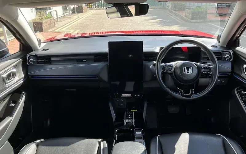Käytetty Honda e:Ny1 Elegance 150 kW (204 HP) 2026 Katumaasturi