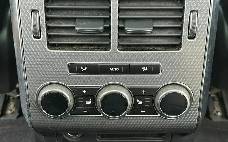 Second-hand Land Rover Range Rover Sport Autobiography Dynamic 306 CP (225 kW) 2015 Alb SUV
