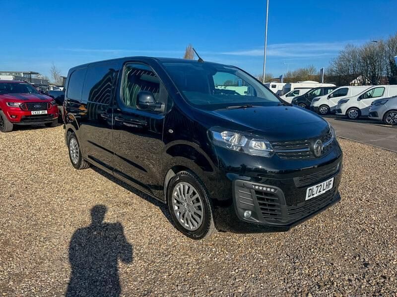 Used Vauxhall Vivaro 120 HP (88 kW) 2023 Black MPV