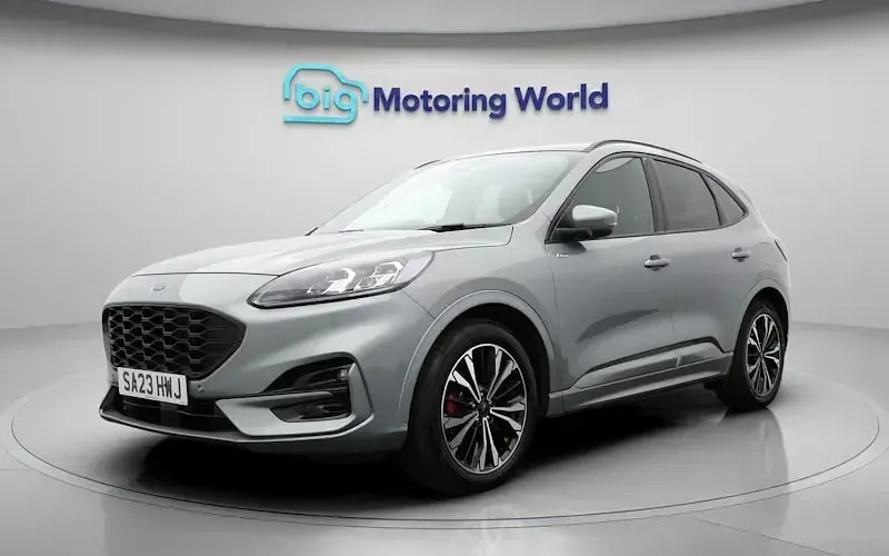Used Ford Kuga ST-Line X 190 HP (139 kW) 2023 Silver SUV