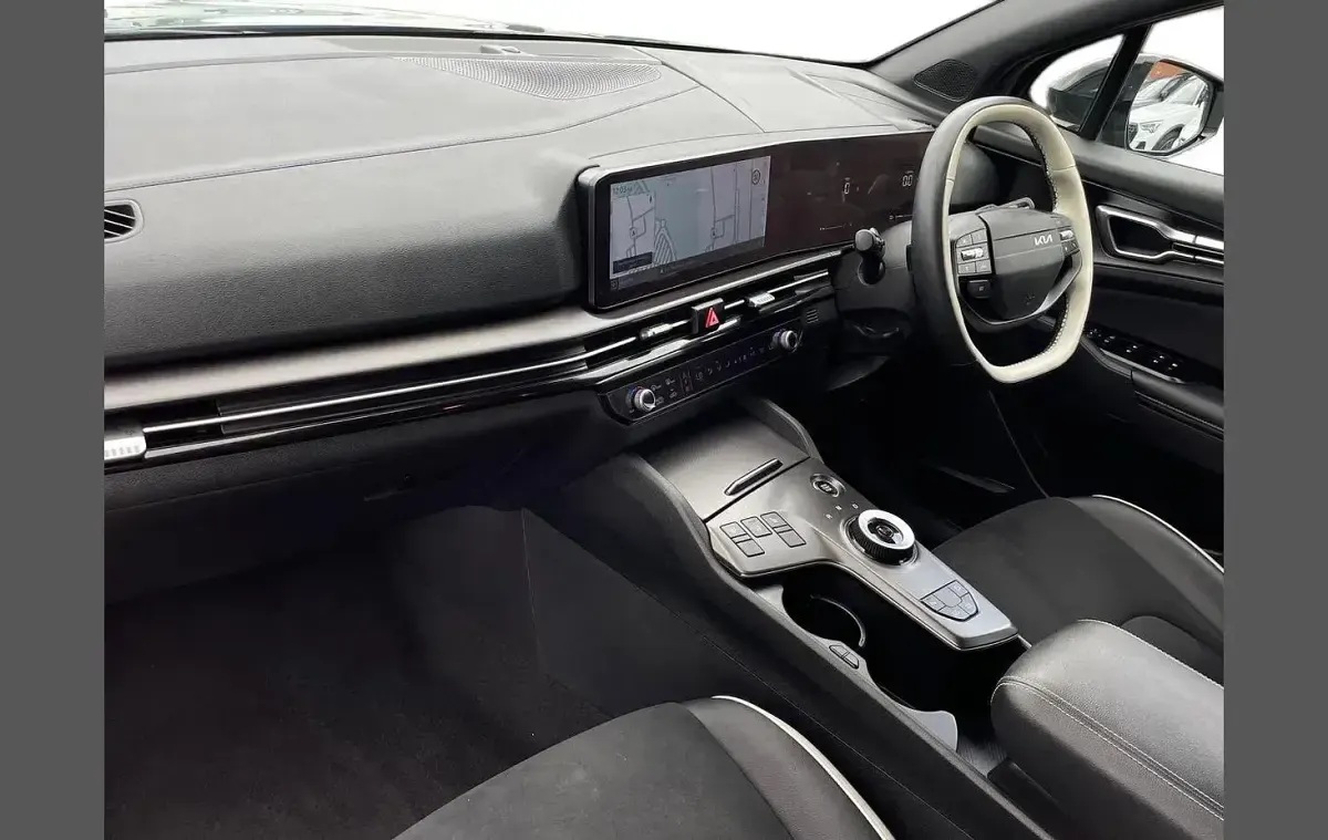 Used Kia Sportage GT-Line 234 HP (172 kW) 2025 Green SUV