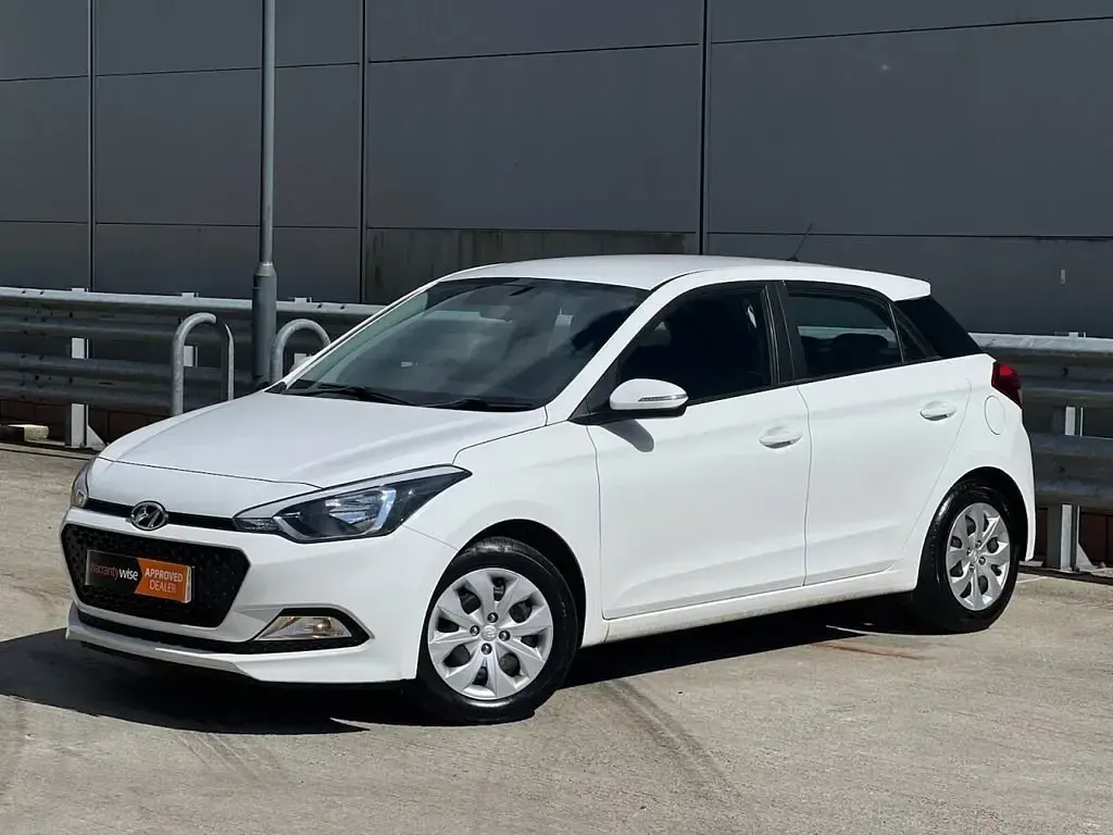 Używany Hyundai i20 84 KM (61 kW) 2017 Biały Hatchback