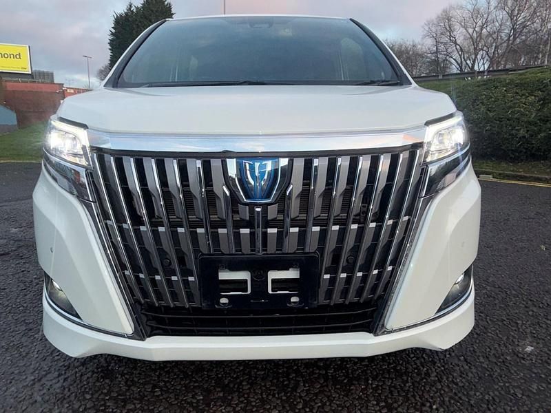Used Toyota Noah 2018 White MPV