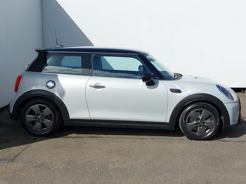 Used Mini Cooper S Classic 178 HP (130 kW) 2022 Silver Hatchback
