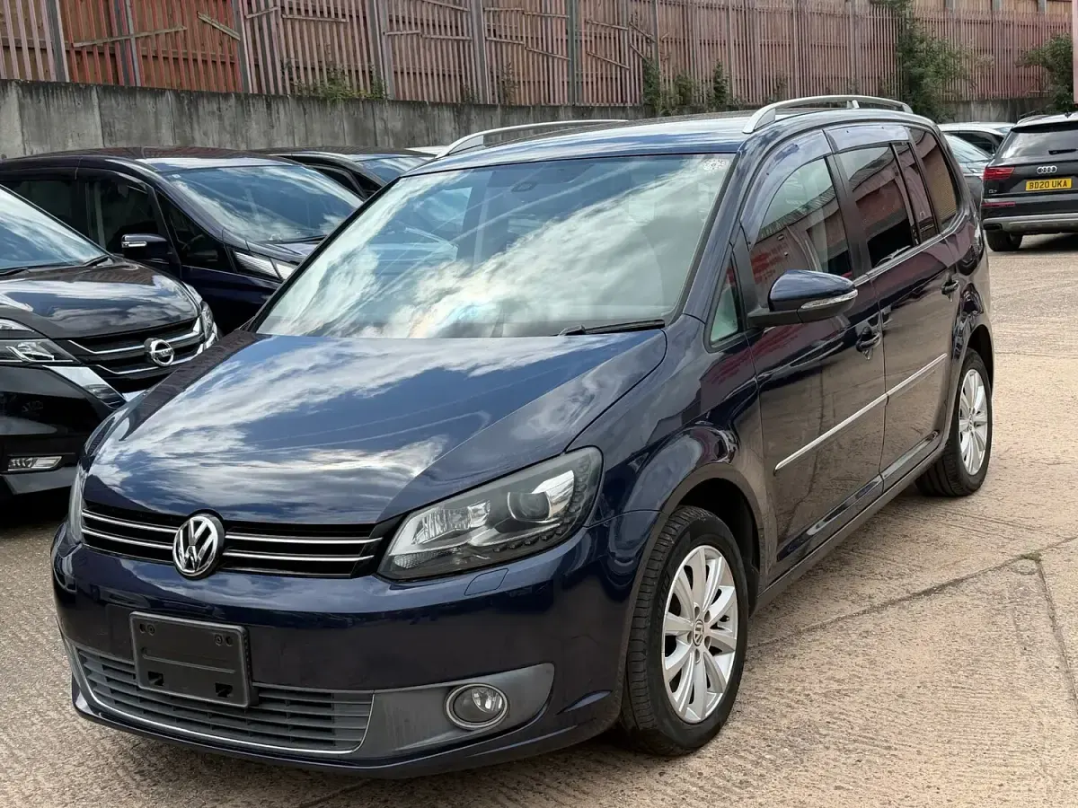 Used VW Touran 2013 Blue MPV