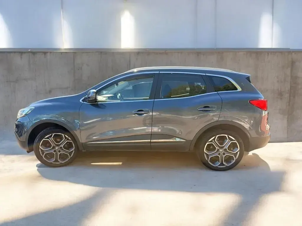 Usado Renault Kadjar Dynamique 130 HP (95 kW) 2017 Cinzento SUV