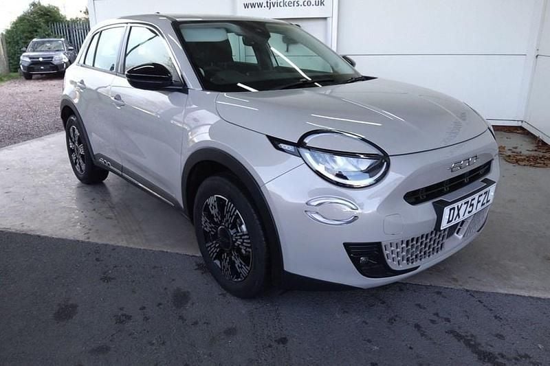 Brown Used 2025 Fiat 600 S SUV | £19,990 (A bit pricey) - Image 1/1