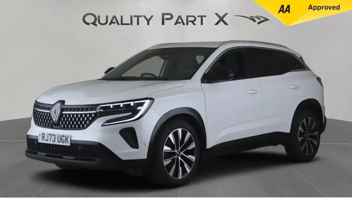 Used Renault Austral Techno 2023 White SUV