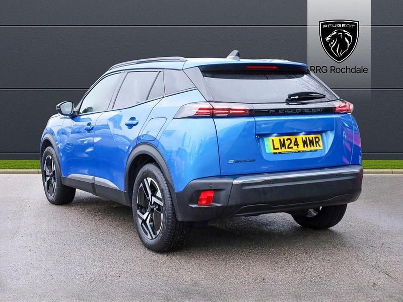 Used Peugeot e-2008 Allure 100 kW (136 HP) 2024 Blue SUV