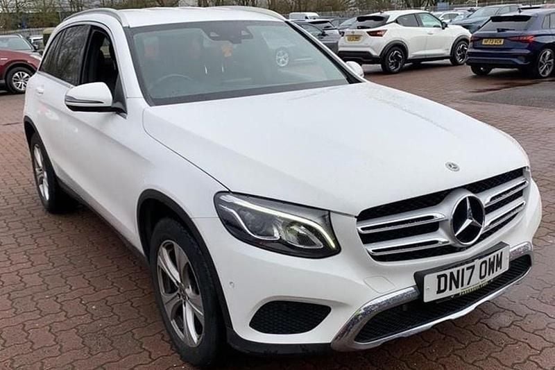 Used Mercedes GLC220 170 HP (125 kW) 2017