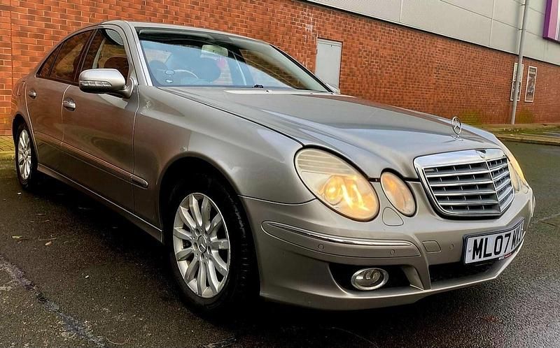 Used Mercedes E280 Elegance 2007 Silver Sedan