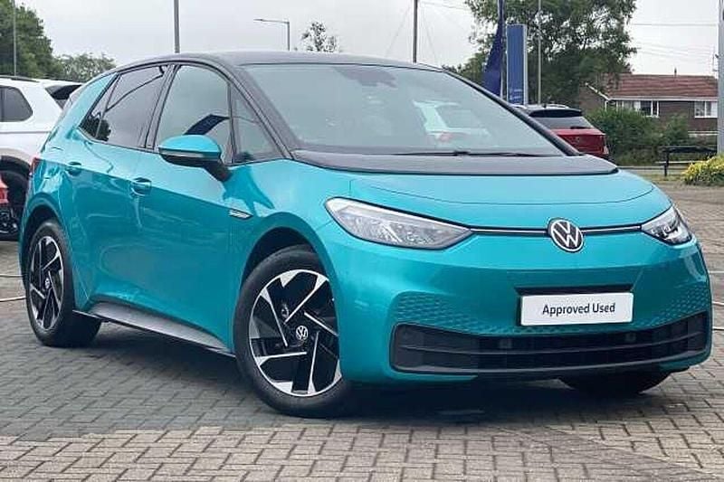 Used 2023 VW ID.3 Pro Performance Hatchback | £16,795 (Fair price) - Image 1/4