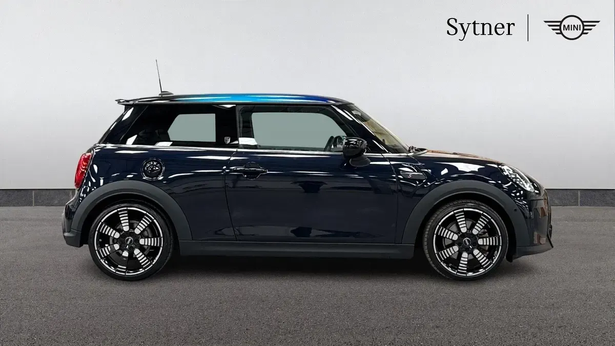 Used Mini Cooper S Exclusive 176 HP (129 kW) 2021 Black Hatchback