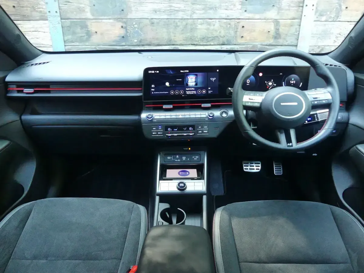 Usado Hyundai Kona N Line 160 kW (218 CV) 2025 Negro SUV