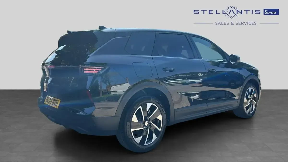 Used Vauxhall Grandland X Ultimate 134 HP (98 kW) 2025 Black SUV