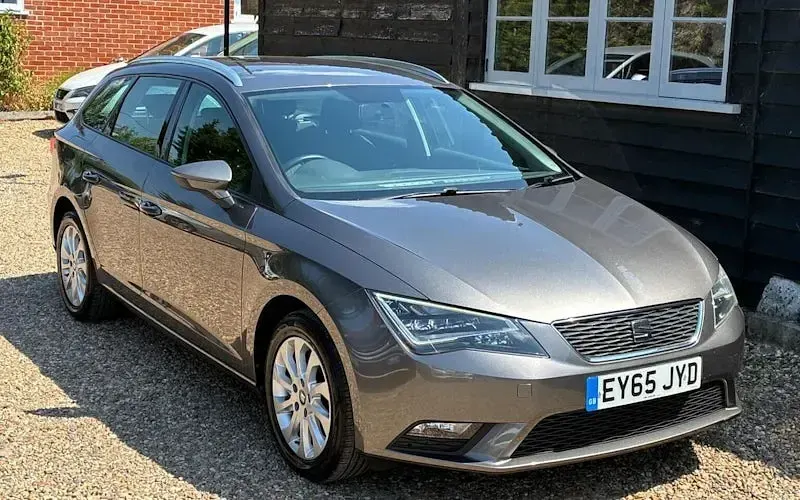 Used Seat Leon SE 110 HP (80 kW) 2015 Estate