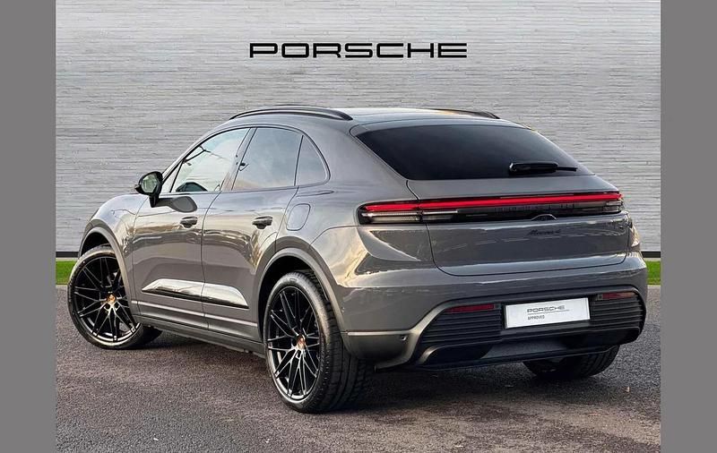New Porsche Macan 300 kW (408 HP) 2025 Grey SUV