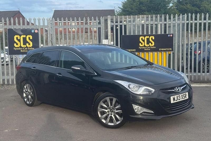 Black Used 2013 Hyundai i40 Premium Estate | £2,895 (Good price) - Image 1/1