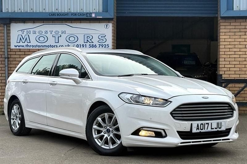Used Ford Mondeo Titanium 2017 White Estate