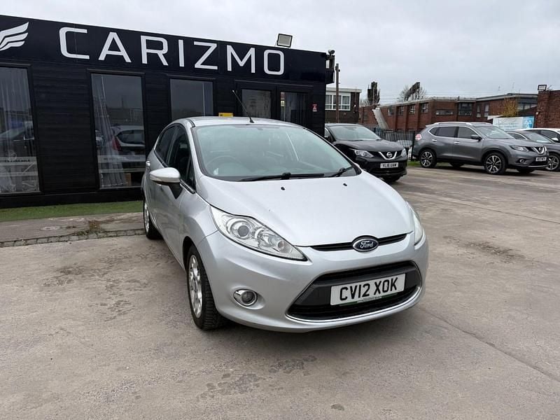 Used Ford Fiesta Zetec 2012 Silver Hatchback