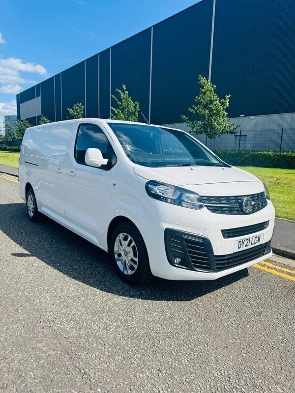 White Used 2021 Vauxhall Vivaro Sportive Van | £9,890 (Fair price) - Image 1/4