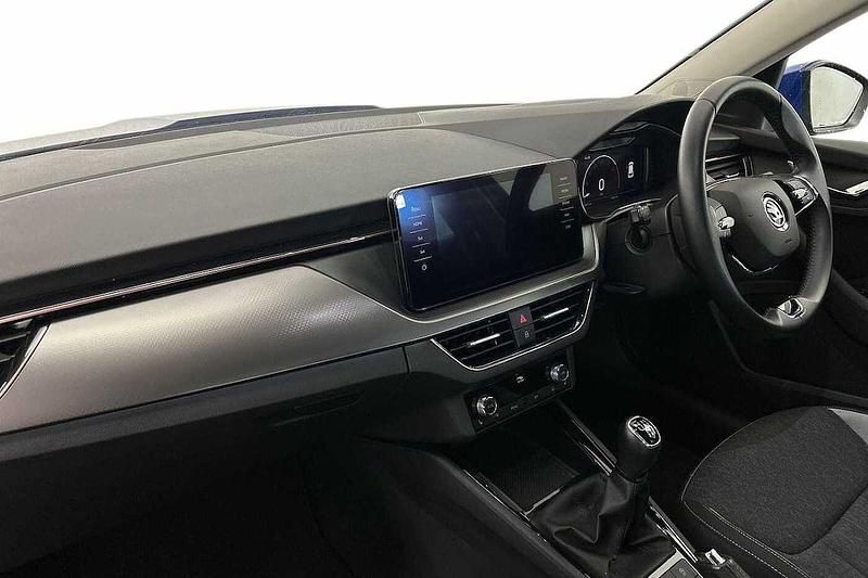 Used Skoda 110 R SE L Executive 81 HP (59 kW) 2022 Energy blue Estate