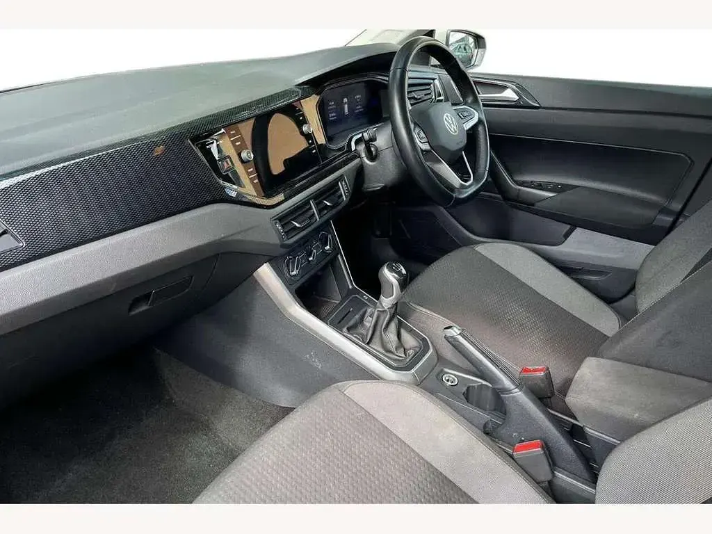 Used VW Polo Life 95 HP (69 kW) 2022 Grey Hatchback