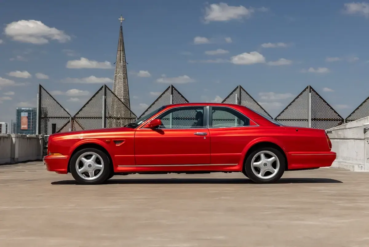 Used Bentley Continental Mulliner 385 HP (283 kW) 2000 Red Sedan