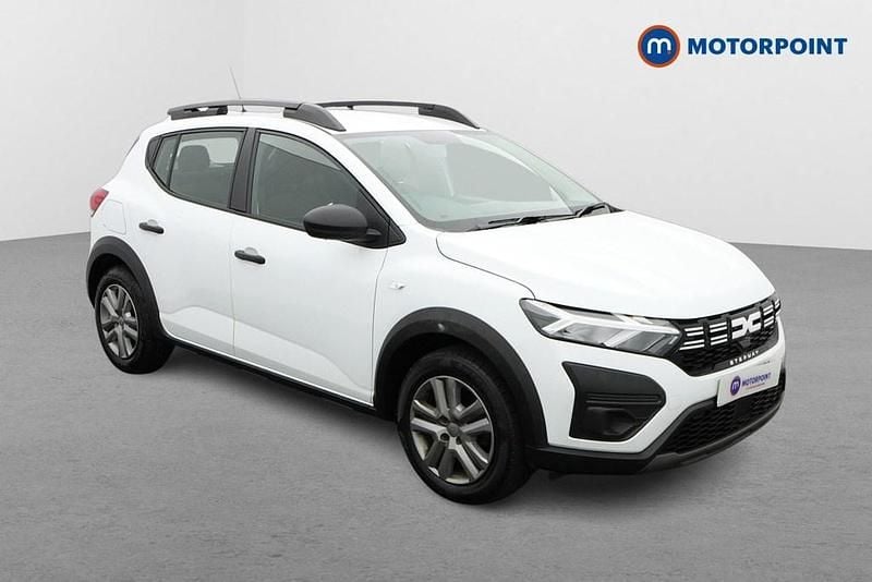 White Used 2023 Dacia Sandero Essentiel Hatchback | £10,149 (Fair price) - Image 1/4