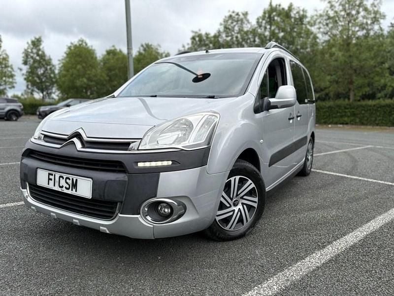 Silver Used 2014 Citroën Berlingo XTR MPV | £5,990 (Good price) - Image 1/4