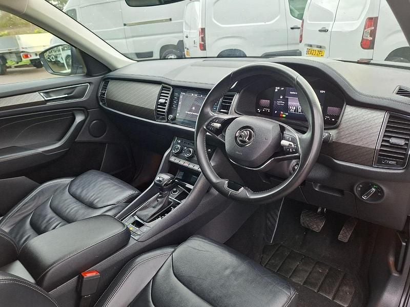 Used Skoda Kodiaq SE L Executive 150 HP (110 kW) 2023 Grey SUV