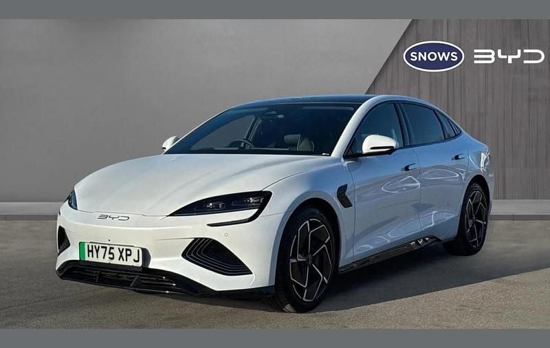 Used BYD Seal Design 230 kW (313 HP) 2025 White Sedan