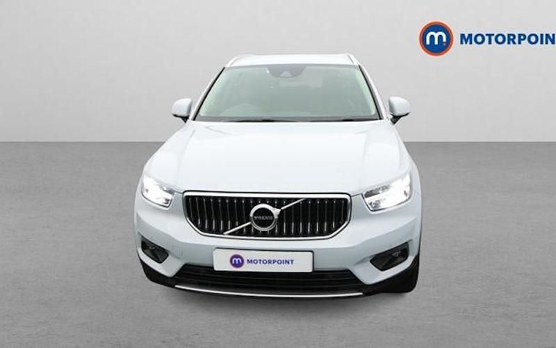 Used Volvo XC40 Inscription 211 HP (155 kW) 2021 Silver SUV