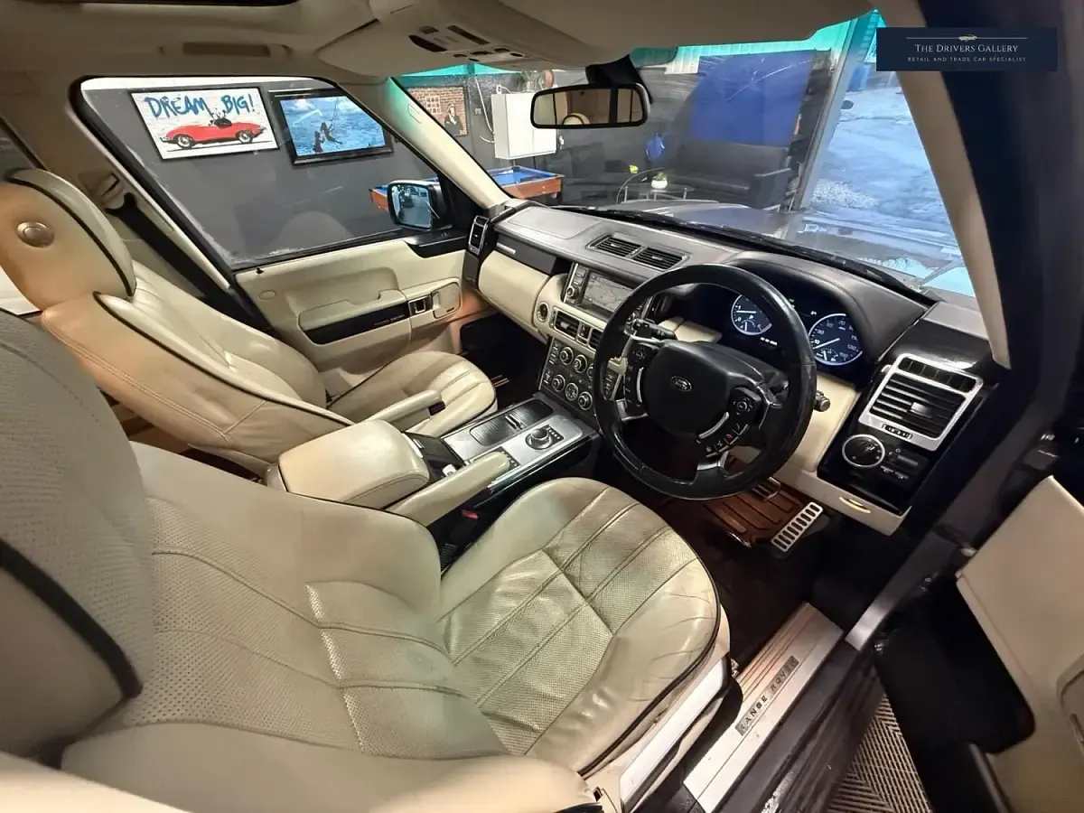 Used Land Rover Range Rover 313 HP (230 kW) 2012 Grey SUV