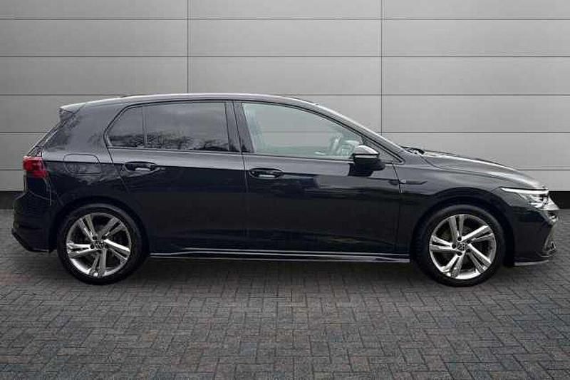Used VW Golf VII R-line 150 HP (110 kW) 2021 Black Hatchback