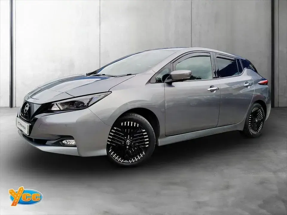 Used Nissan Leaf Tekna 110 kW (150 HP) 2023 Grey Hatchback