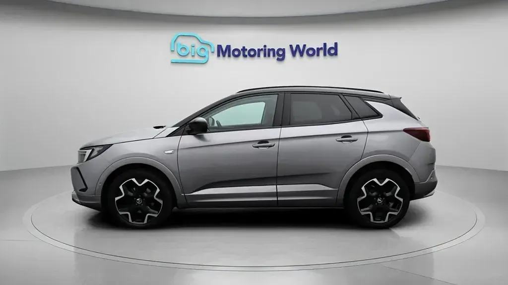 Used Vauxhall Grandland X Ultimate 130 HP (95 kW) 2024 Grey SUV