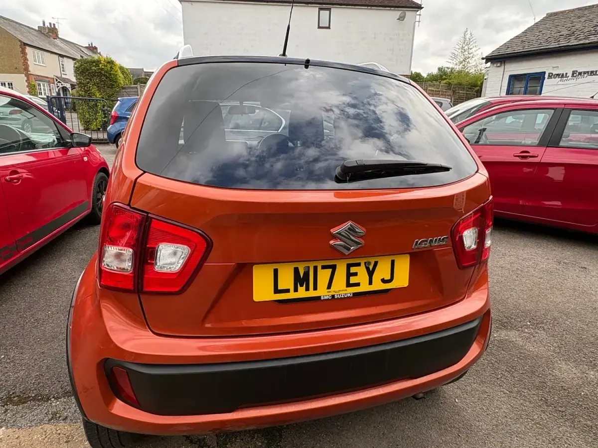 Used Suzuki Ignis SZ-T 90 HP (66 kW) 2017 Orange SUV